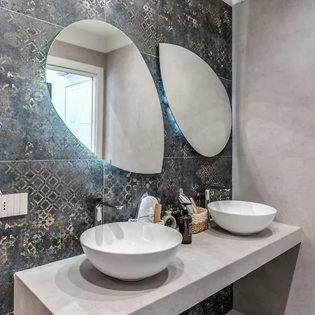 B&B Welcome Rooms, Private Bathrooms 4*