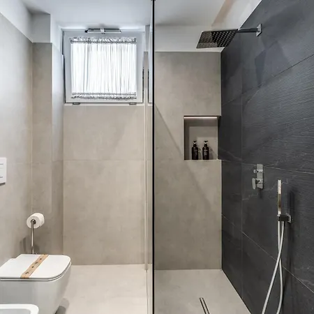 Welcome Rooms, Private Bathrooms 4*