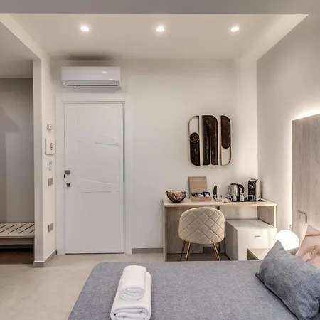 Welcome Rooms, Private Bathrooms 4*