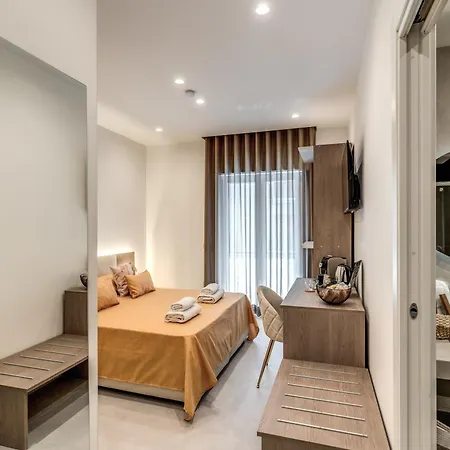 Welcome Rooms, Private Bathrooms