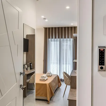 Welcome Rooms, Private Bathrooms