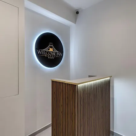 Bed and Breakfast Welcome Rooms, Private Bathrooms Νάπολη